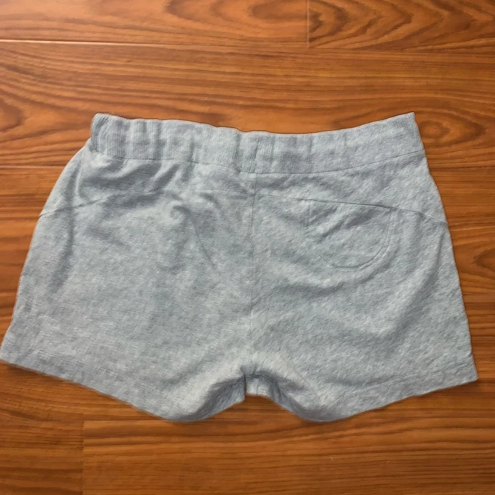Womens Gray Nike Shorts Size Medium - Picture 2 of 4
